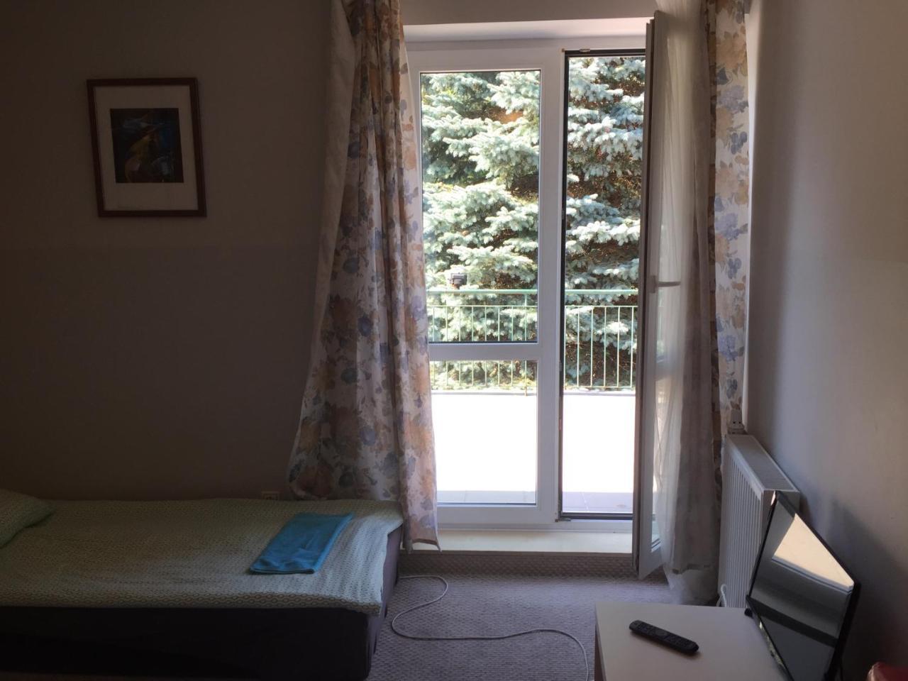 Wilanowska Hostel Warszawa Eksteriør billede