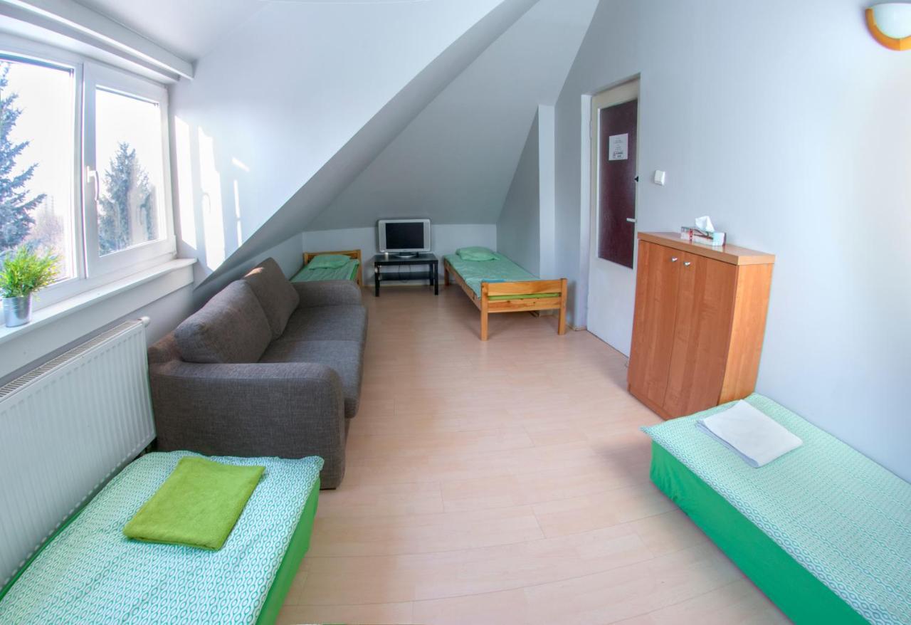 Wilanowska Hostel Warszawa Eksteriør billede